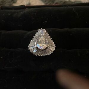 Elizabeth Taylor collection ring